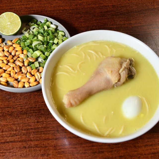 Caldo de Gallina.